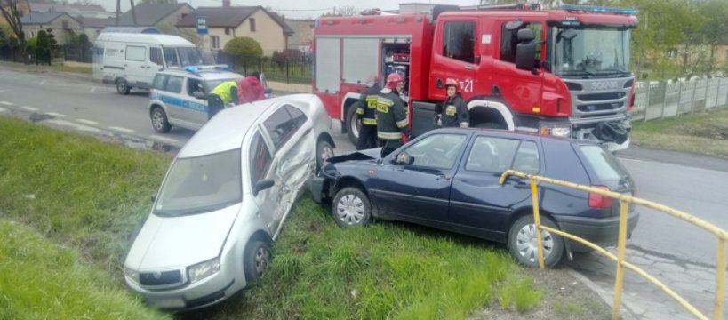 Zderzenie aut na ul. Wyszogrodzkiej w Sochaczewie
