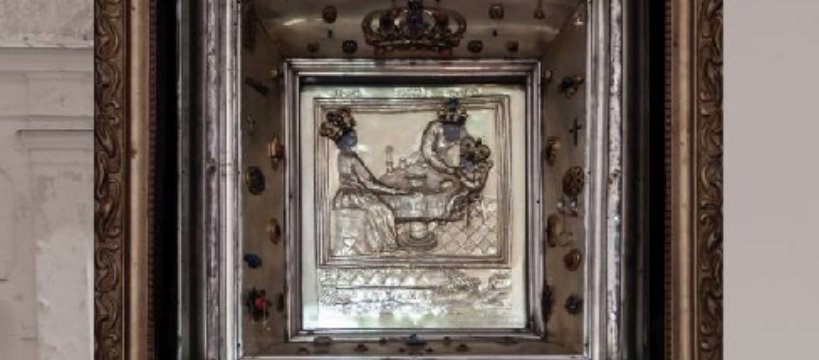 JUBILEUSZ 250-LAT KORONACJI OBRAZU ŚWIĘTEJ RODZINY W MIEDNIEWICACH