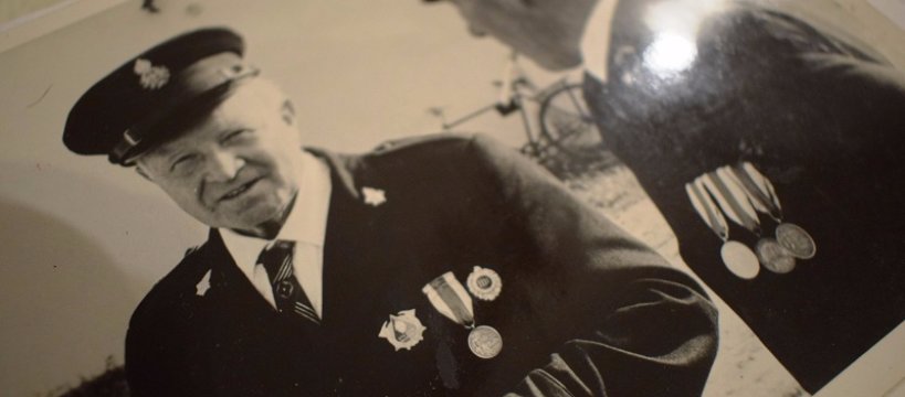 Dar OSP Brochów dla Archiwum Ziemi Brochowskiej