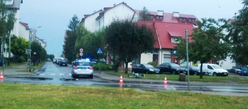 Potrącenie rowerzystki w al. 600-lecia