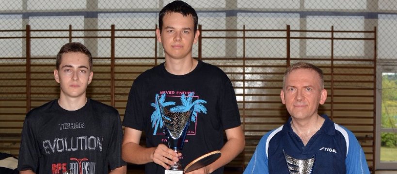 Spora frekwencja