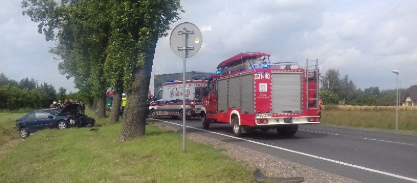 Groźny wypadek na krajowej 50, jedna osoba poszkodowana