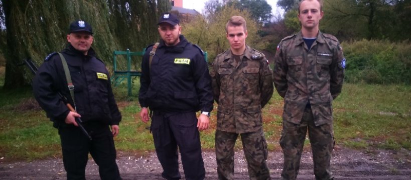 Mundurówka na ćwiczeniach obronnych Socho 2017