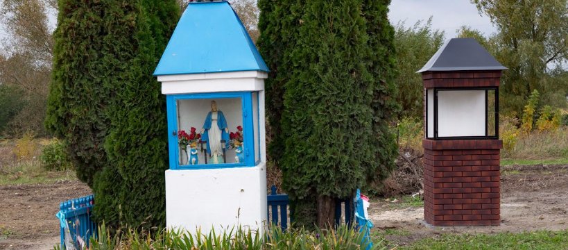 Walcem i klinkierem po kapliczkach, czyli remont po sochaczewsku