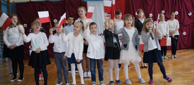 "Ta, co nie zginęła" - uroczysty apel z okazji 99 Rocznicy Odzyskania Niepodległości