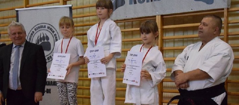 2017.11.19 Sukcesy Karateków z Gawłowa