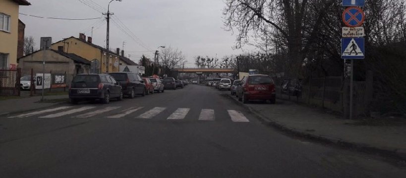 Parkingowy problem na ul. Sienkiewicza w Sochaczewie