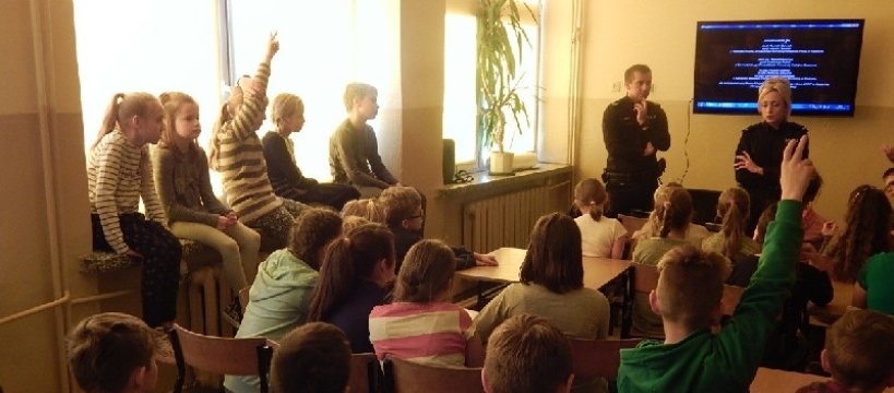 SPOTKANIE Z POLICJĄ