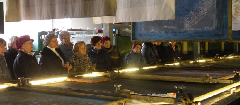 Studenci w Muzeum Lniarstwa