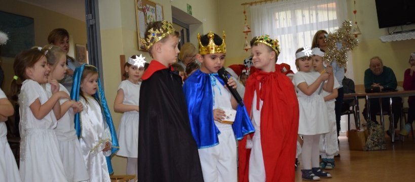 Jasełka z najmłodszymi w DPS Młodzieszyn