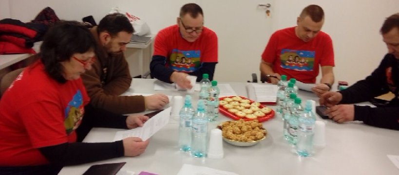 WALNE    STOWARZYSZENIA ,,KAJAKOWCY SOCHACZEWA"