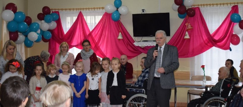 DZIEŃ  BABCI  I  DZIADKA Z PRZEDSZKOLAKAMI