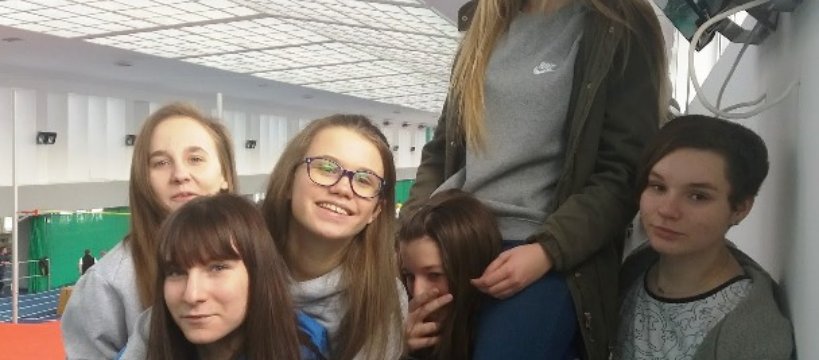 Halowe starty Aktywnych dziewcząt
