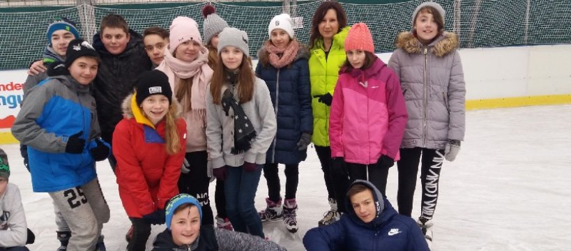 Bawimy się na miejskim lodowisku