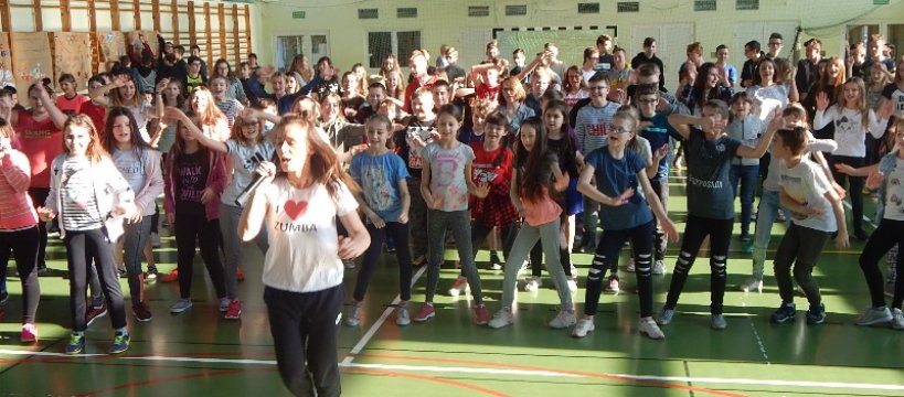 SZKOŁA W RYBNIE W KRAINIE ZDROWIA