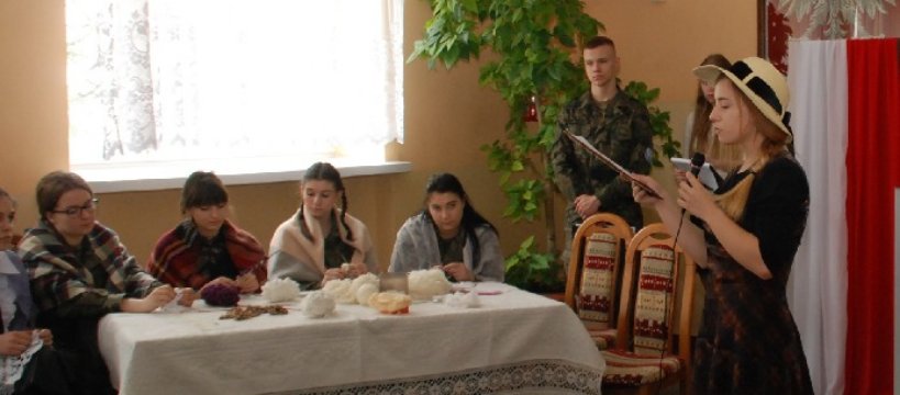 Piękne- Niepodległe w Iwaszkiewiczu 