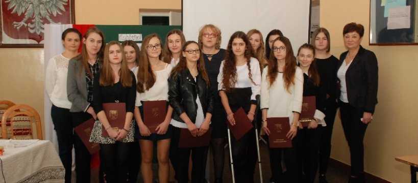 Stypendyści Starosty Sochaczewskiego z Iwaszkiewicza