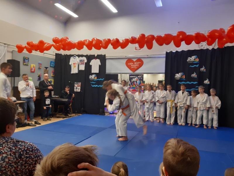 Podczas 28 finału Orkiestry Świątecznej Pomocy, pokaz judo w GOK w Młodzieszynie.