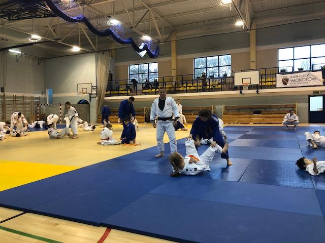 W dniach 28-30 grudnia 2019 r. zawodnicy UKS "Siódemka" Judo Sochaczew trenowali na campie w