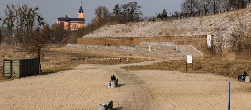 Nowe bulwary, kawiarnia oraz park w Sochaczewie