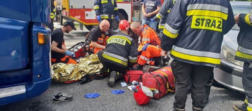 Wypadek w Błoniu - zablokowana droga