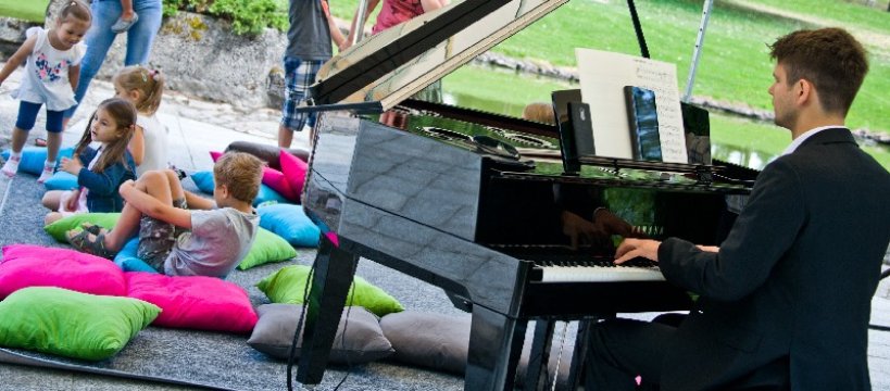 Mała Akademia Chopinowska Lato - preludia Bacha i Chopina