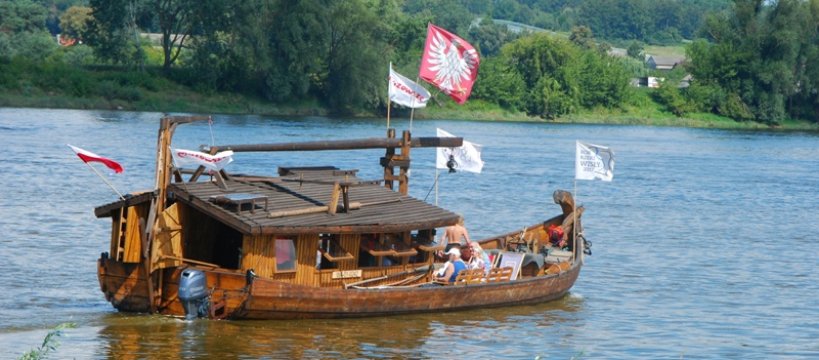 Wiejskie śniadanie nad Wisłą