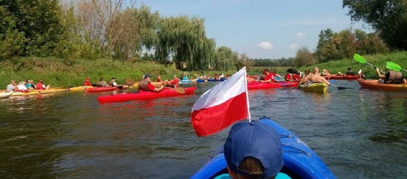 Spływ dla Biało - Czerwonej. Kozłów Sz. - Stodoła