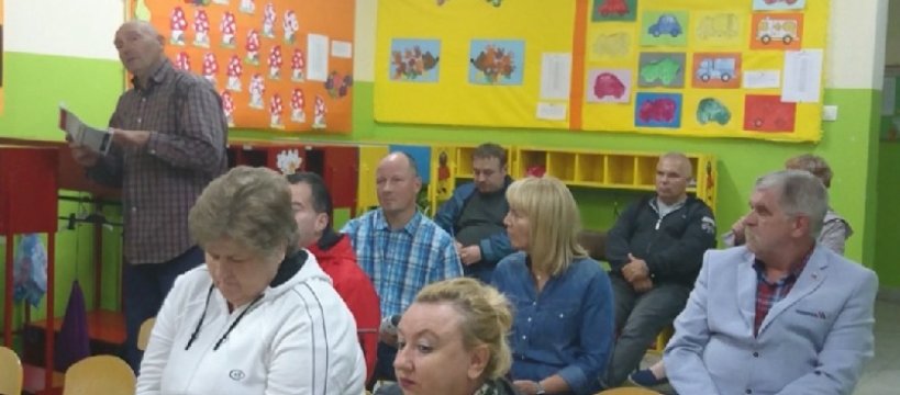 Mieszkańcy na spotkaniu z Piotrem Osieckim - Video