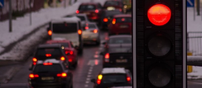 Co się dzieje ze światłami na ulicy Warszawskiej?