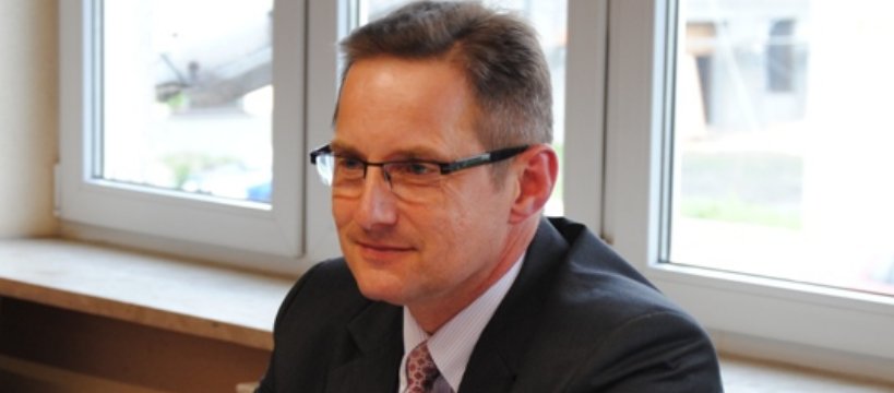 Piotr Osiecki wygrywa w wyborach na burmistrza miasta 