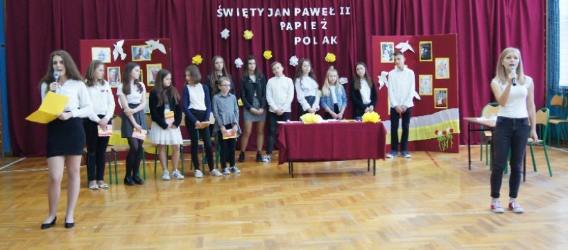 Dzień Papieski w naszej szkole.