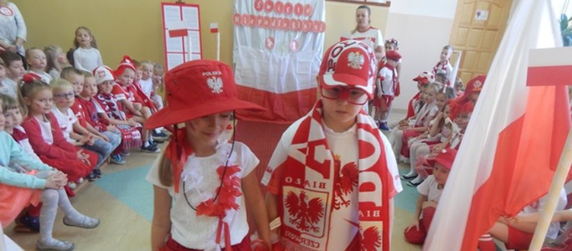 Pokaz mody patriotycznej