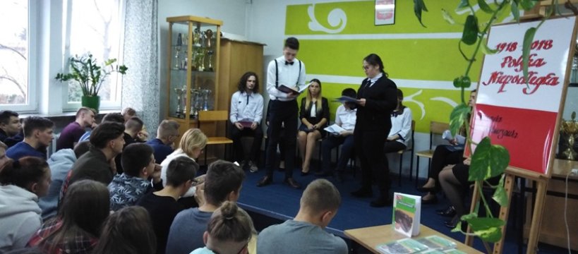 ŚWIĘTOWANIE NIEPODLEGŁOŚCI W IWASZKIEWICZU