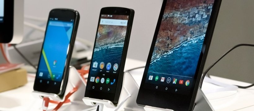 Kupiła telefony oraz tablet posługując się danymi innej osoby