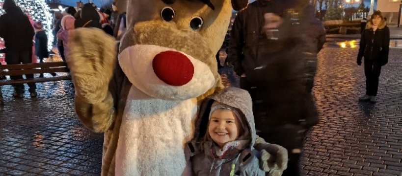Mikołajki ze śnieżnej bajki na placu Kościuszki – relacja 