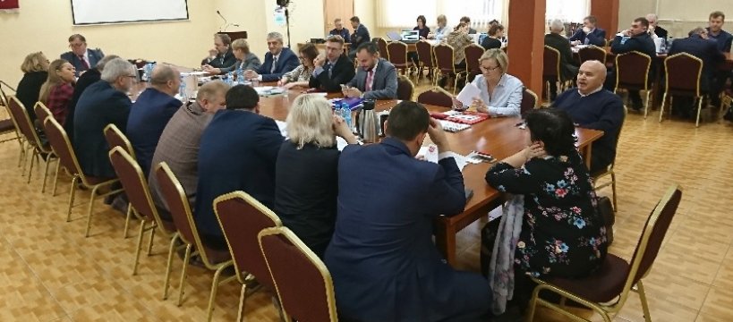 Pensja starosty – radni ustalili wysokość wynagrodzenia