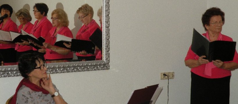 Gloria, gloria, gloria i excelsis Deo.