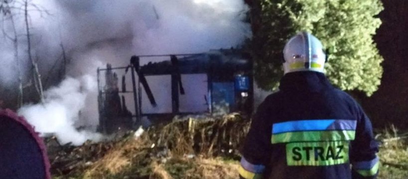 Nocny pożar drewnianego domu w Sochaczewie