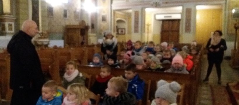 Przedszkolna choinka w Kościele