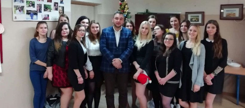 Kolędowanie uczniów "Ogrodnika"