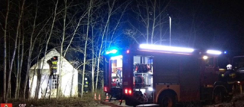  Pożar pustostanu w Adamowej Górze 