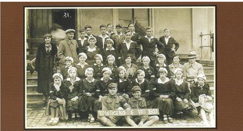 Waldemar Bronicz-,,Chodaków i jego mieszkańcy w starej fotografii