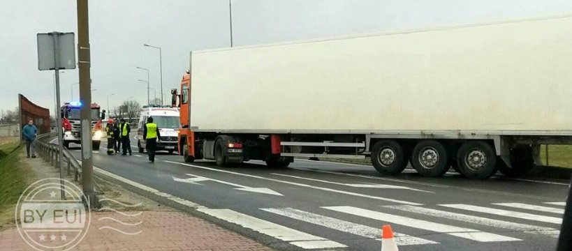Potrącenie dziecka na obwodnicy - zablokowany przejazd 
