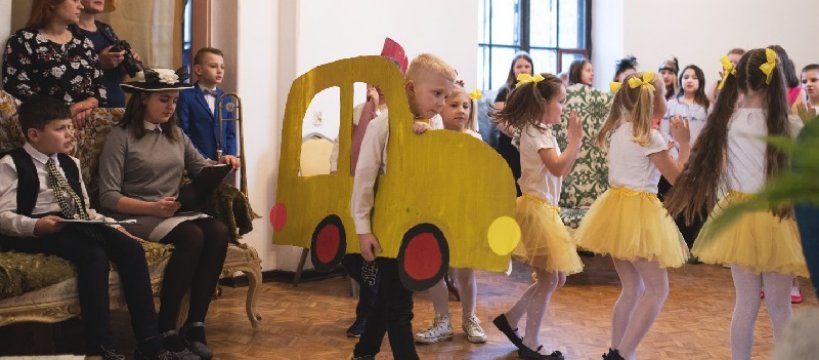 Twórczość artystyczna uczniów Szkoły Podstawowej w Gawłowie- relacja