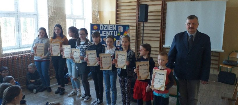 Tydzień promocji nauki szkolnej w Szkole Podstawowej w Brzozowie Starym