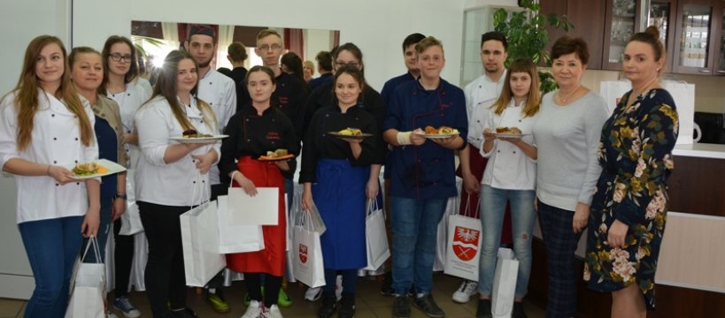 Finał IV edycji konkursu„Tradycje kulinarne Ziemi Sochaczewskiej” w Iwaszkiewiczu