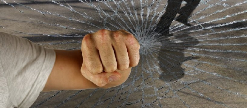 Bracia zatrzymani za przestępstwa rozbójnicze- grozi im do 12 lat pozbawienia wolności