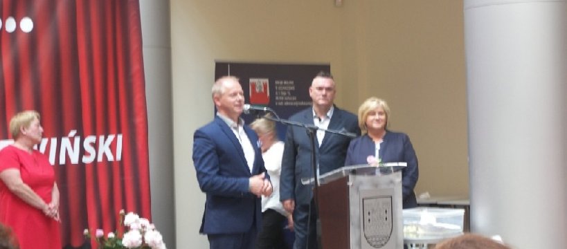 Wystawa do 1 września "  Kocham Polskę...Oblicze Polskiej Ziemi" 