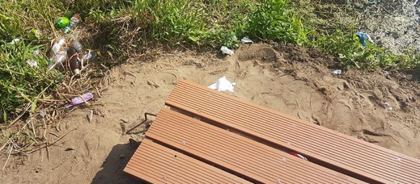 Bulwary nad Bzurą - dewastacja na bieżąco
